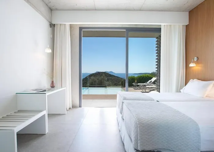 Posidonia Of Blue Caves Complex With Perfect View & Salt Water Pool Sivota